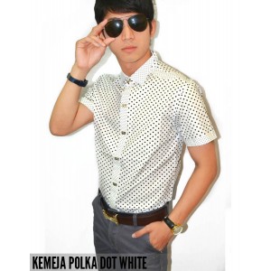 Kemeja Polka Dot Putih