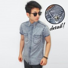 Kemeja Short Denim Double Pocket Studded