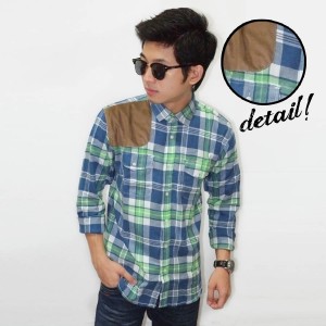 Kemeja Flanel Square Suede Patch Green