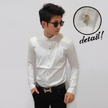 Kemeja Plain Button Skull White