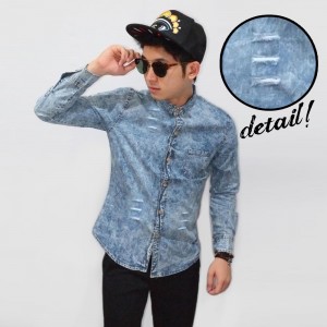 Kemeja Denim Wash With Small Ripped Soft Blue