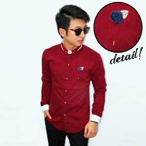 Kemeja Emboss With Floral Lapel Pin Maroon