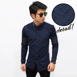 Kemeja Emboss Neck White List Navy