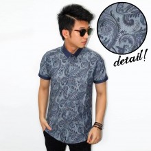 Kemeja Short Chambray Ethnic Batik Pattern