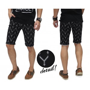 Celana Pendek Zig Zag Pattern Black