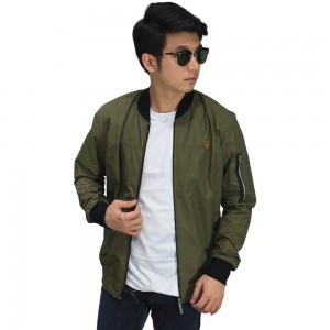 Jaket Bomber Parasut Basic Green Olive