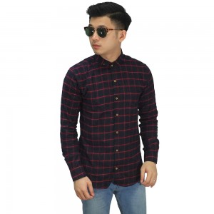 Kemeja Flanel Red Square In Black