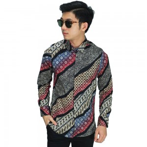 Kemeja Batik Elegant Gradasi Maroon